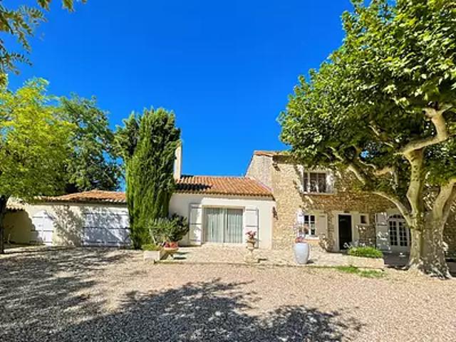 Tarascon 13150 Achat / Vente maison 6 pièces t6 piscine terrasse
