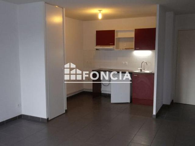 Tarascon,résidence le jardin des Alpilles,bel appartement T2 avec terrasse de 47M2 vendu loué