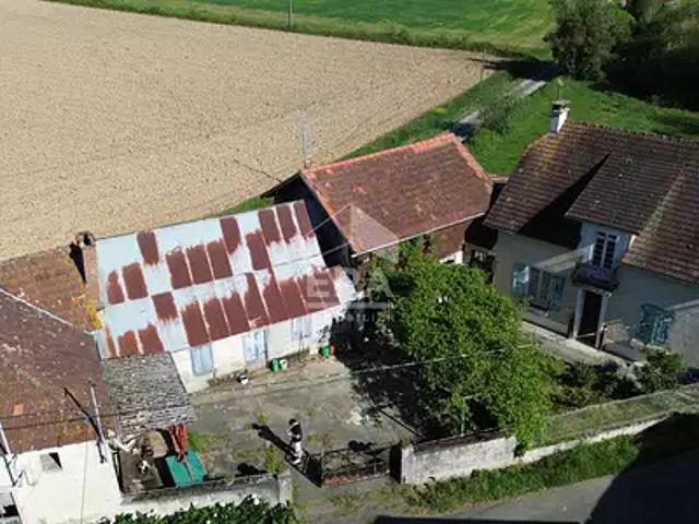 Tarasteix 65320 Achat / Vente maison 7 pièces t7 au dernier étage