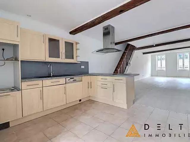Tarare 69170 Achat / Vente appartement 4 pièces t4 au dernier étage