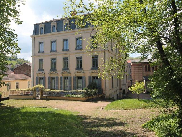 TARARE Appartement bourgeois d'exception de 201 m², au coeur d'