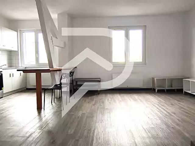 Tarbes 65000 Location appartement 3 pièces t3 au dernier étage