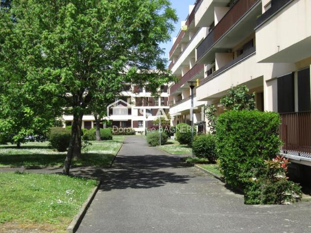 TARBES Ouest, agréable T4 d'env 90m² 81m² loi carrez + 8m² de balcon