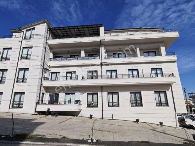 Tarcanlardan Başiskele Barbaros M Satılık 3+1 Çatı Dubleks Daire