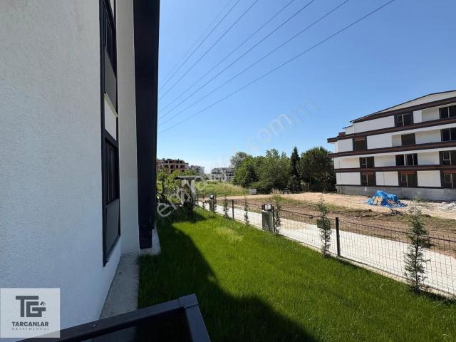 Tarcanlar'dan Başiskelede Havuzlu Kiralık Daire