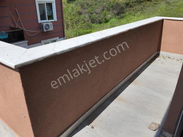 Tarcanlardan Ferah Teraslı 1+1 Çatı Dubleks Kiralık Daire