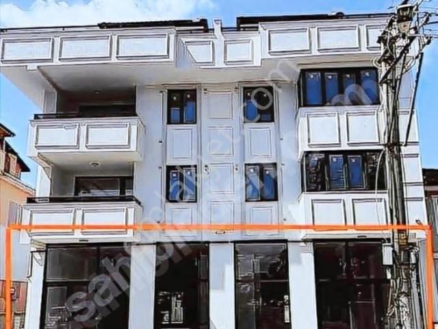 Tarcanlardan İzmit Yenişehirde 100m² Kiralık Dükkan