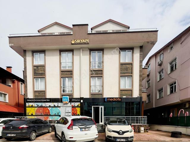 Tarcanlardan, Yenişehir Cadde Üzerinde İki Katlı Kiralık İşyeri