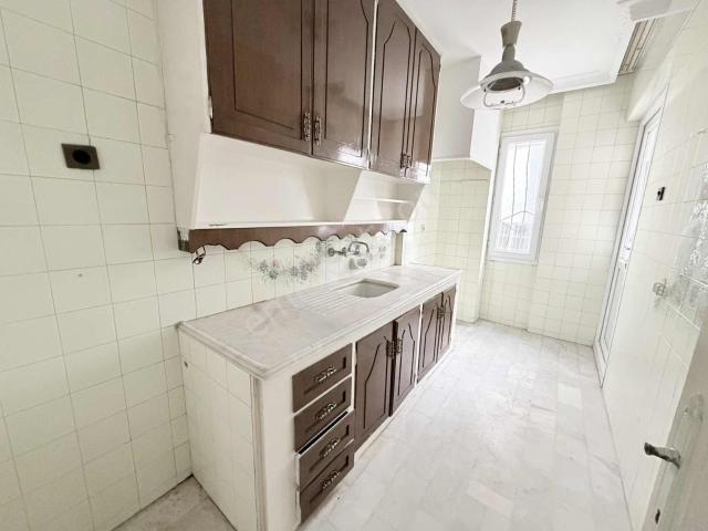 Tarihi Asansör Yakını 3+1 115 M2 Karanlık Odası Olmayan Daire