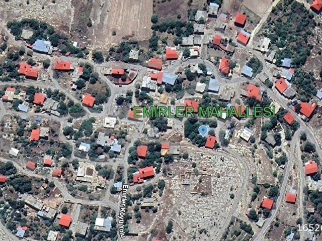 Tarsus Emirler'de Köye 165m Mesafede 8.800 m Satılık Tarla