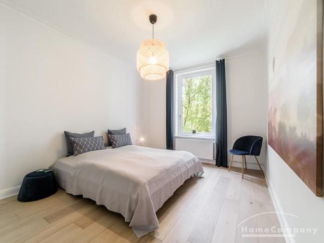 Tastefully furnished apartment in the Hamburg Generalsviertel