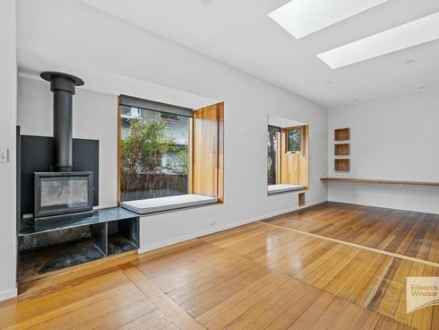 Tastefully renovated South Hobart family home