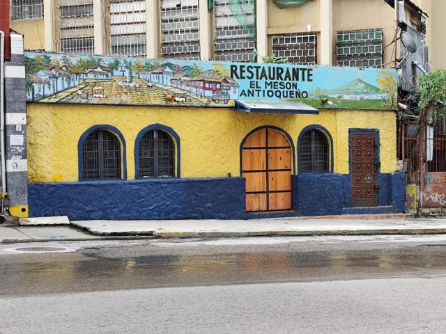 Local Comercial Rest. en Venta San Bernardino Caracas ¡Oportunidad!