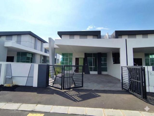 Tasek Klebang Brand New Single Storey SemiD Facing Field
