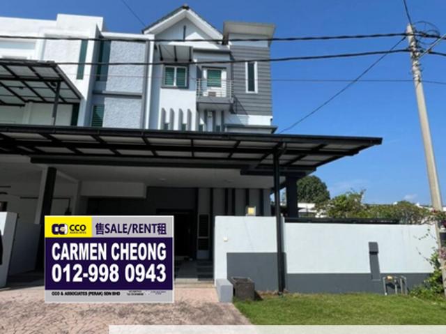 TASEK SQUARE