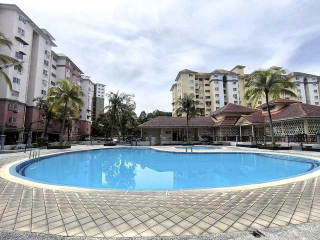 Tasik Heights Apartment Bandar Tasik Selatan Cheras