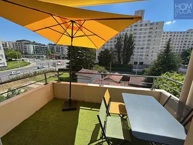 Tassin la Demi Lune 69160 Location appartement 3 pièces t3 au dernier étage
