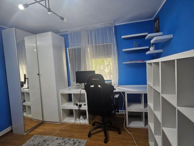 TATARASI ap. 2 camere, decomandat, 55m2, et. 1/4, mobilat si utilat, LIBER!