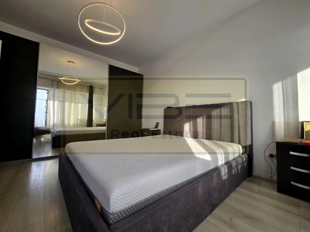Tatarasi Evergreen Towers Bloc nou modern