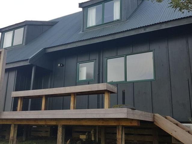 taupaki, 2 bedrooms
