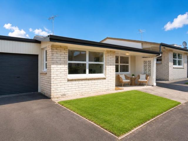 tauranga south, 2 bedrooms