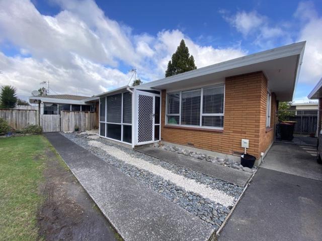 tauranga south, 2 bedrooms
