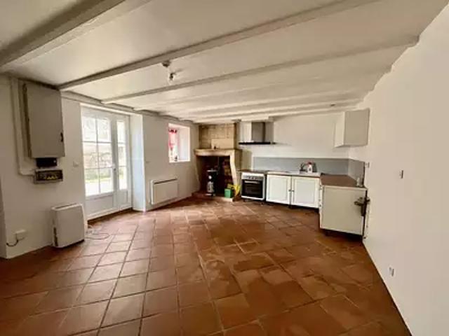 Tauriac 33710 Location maison 4 pièces t4