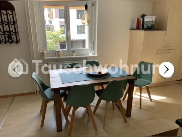 Tausche 2.5 Zi, in Wiedikon im 2.OG gegen grössere Wohnung