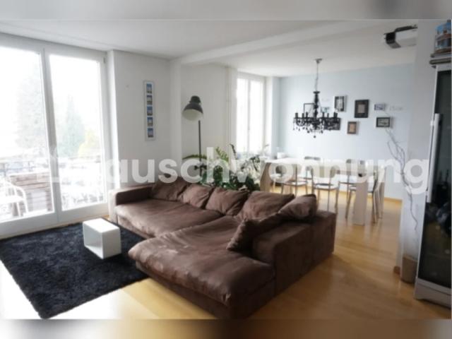 Tausche 4 1/2 Zimmer Wohnung gegen kleinere in Wollishofen