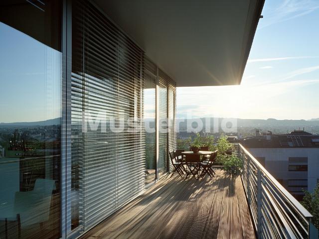 Tauschimmobilie: Exklusive 3.5 Zimmer Attikawohnung mit Panoramablick in Zürich