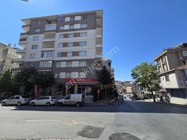 Tavukçuyolu Cad Üzerinde Geniş Ferah 3+1 Kiralık Daire