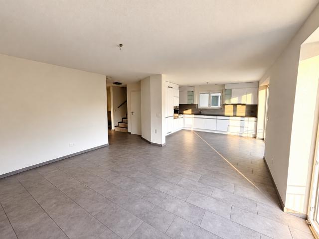 Tavannes, magnifique duplex de 5.5 pièces au 1er/2ème avec balcon