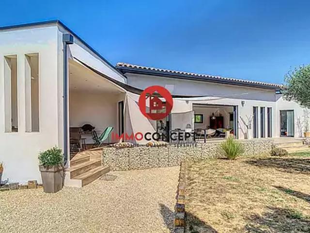 Tavel 30126 Achat / Vente maison 5 pièces t5 terrasse