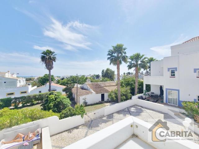 Tavira Tavira 94289856