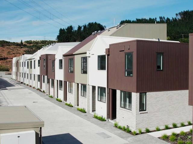tawa, 2 bedrooms