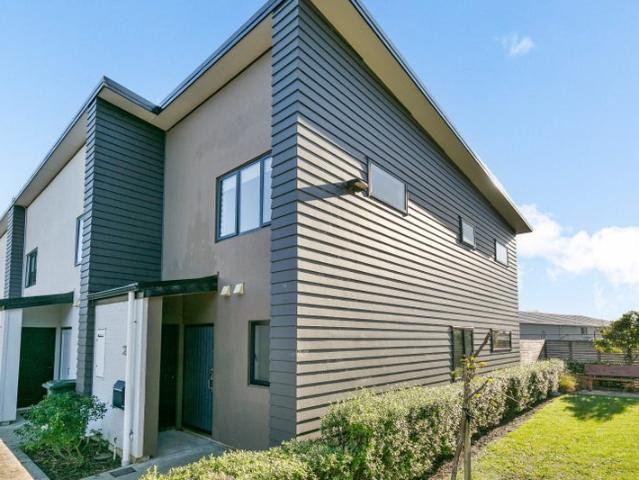 tawa, 2 bedrooms