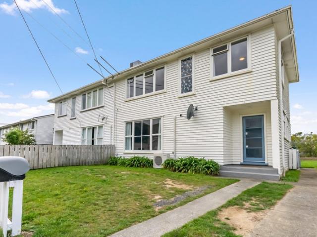 tawa, 3 bedrooms