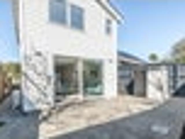 Tawa, 3 bedrooms, $695 pw