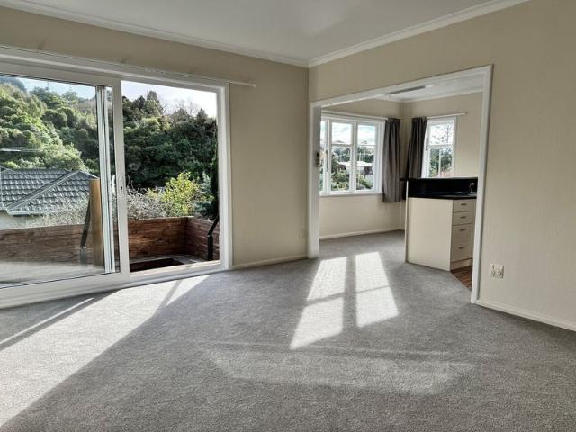 tawa, 3 bedrooms