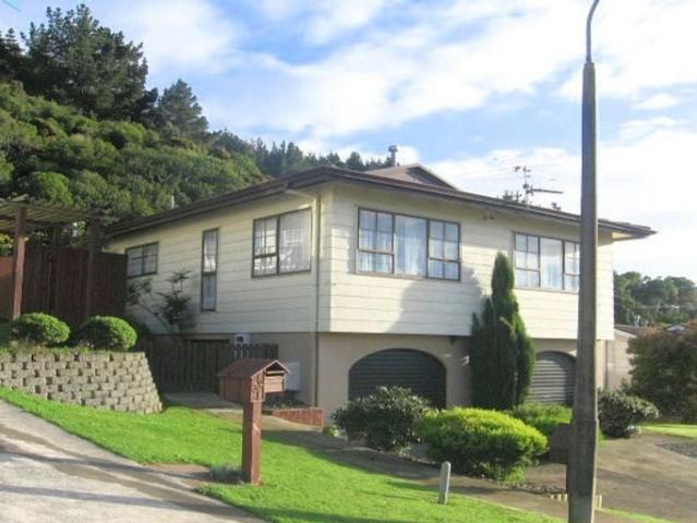 Tawa, 4 bedrooms