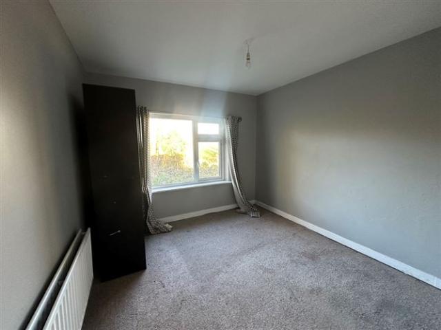 Tay Road, Ballinacrusha, Cobh, Cork McCarthy & McGrath Auctioneers 4904 MyHome. Ie Residential