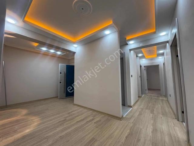 Taylan Emlaktan At Çiftliği Mev. Sıfır 3+1 Full Yapılı