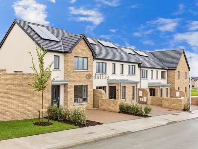 Taylor Hill, Taylor Hill, Balbriggan, Co. Dublin is for rent