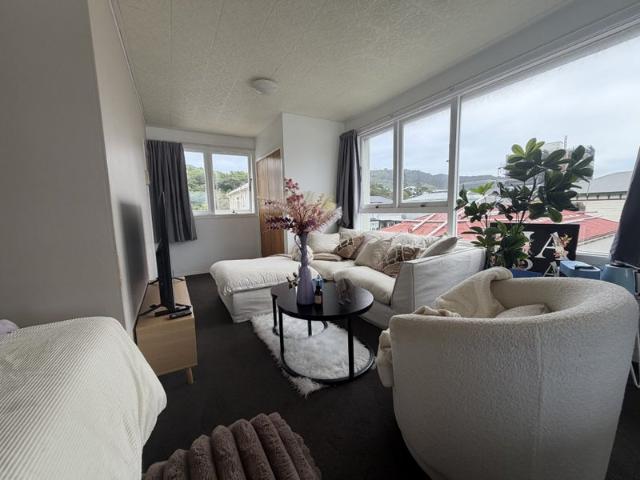 te aro, studio
