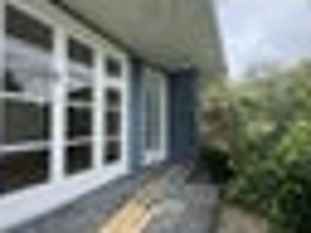 Te Atatu Peninsula, 3 bedrooms, $620 pw