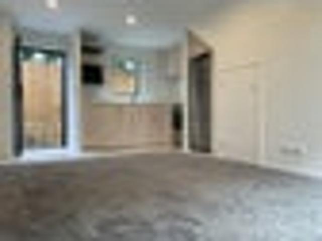 Te Atatu Peninsula, 2 bedrooms, $525 pw