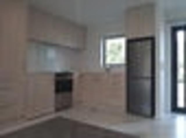 Te Atatu Peninsula, 2 bedrooms, $600 pw