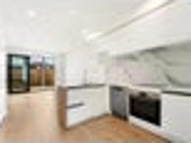 Te Atatu Peninsula, 2 bedrooms, $625 pw