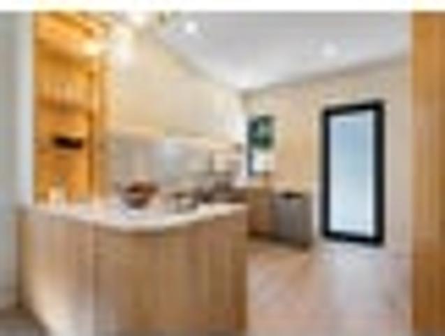 Te Atatu Peninsula, 2 bedrooms, $640 pw