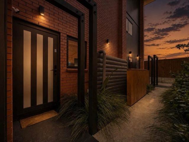 te atatu peninsula, 2 bedrooms